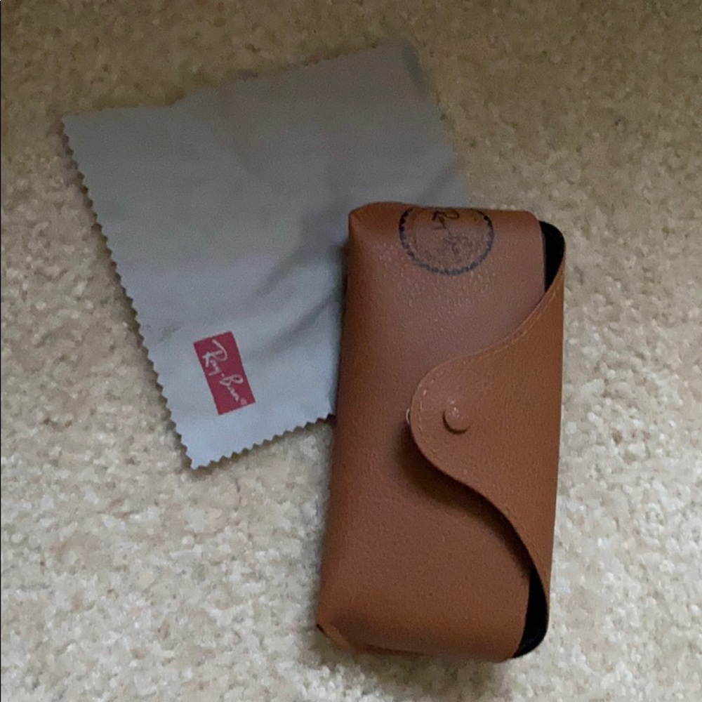 Ran ban glass case